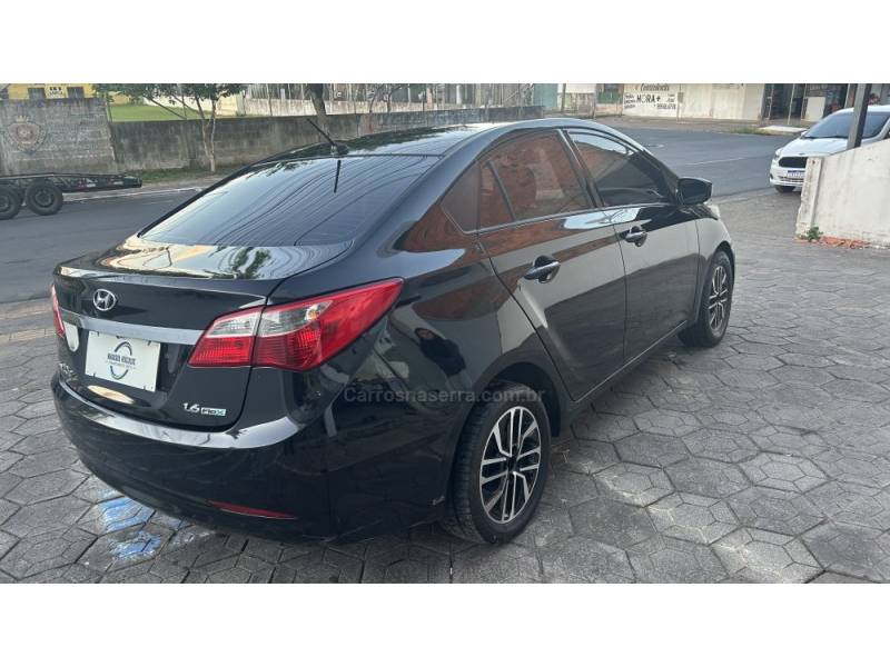 HYUNDAI - HB20S - 2014/2014 - Preta - R$ 22.990,00