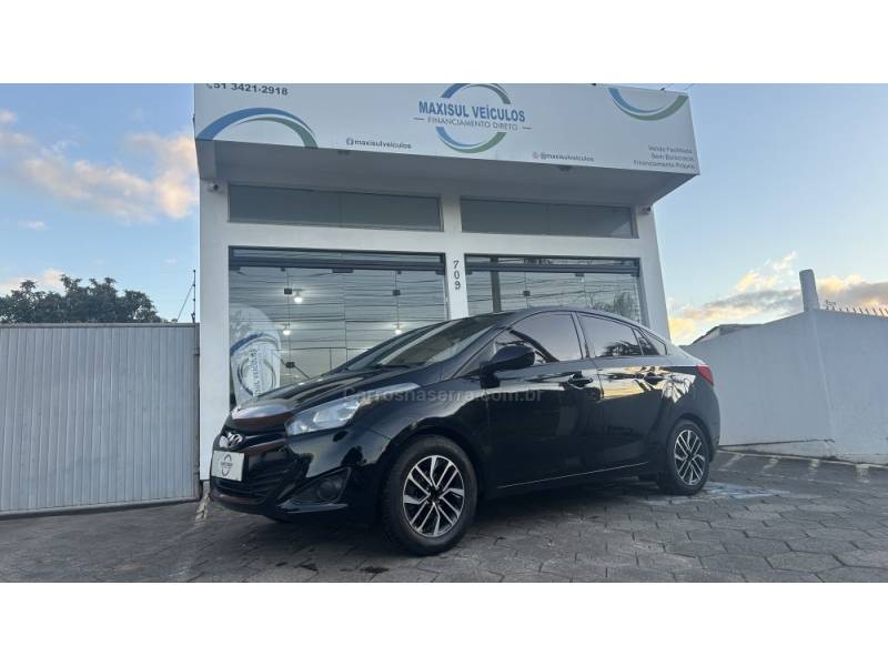 HYUNDAI - HB20S - 2014/2014 - Preta - R$ 22.990,00